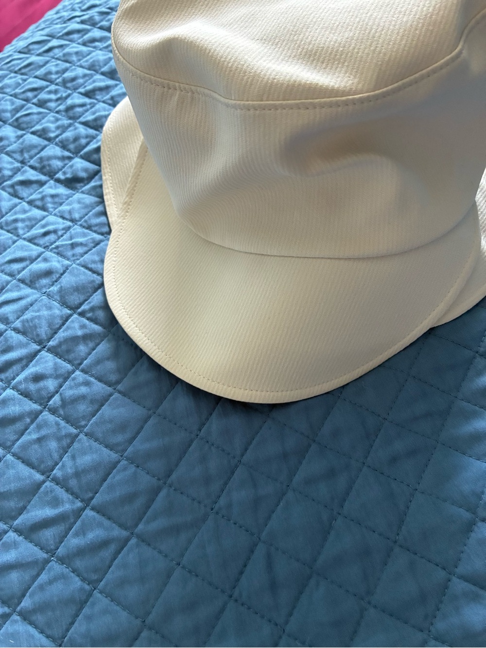 lululemon athletica Cream Bucket Hat with Chin Cords - Picture 7 of 9